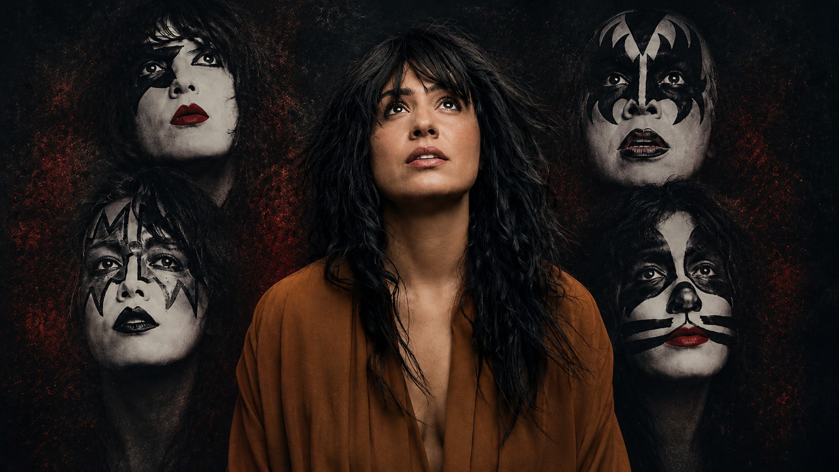 Maria Mena au centre, entourée des quatre membres maquillés de KISS sur fond sombre.